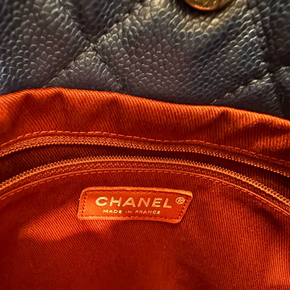 Chanel Dark Blue Quilted Shoulder Bag - Picture 6 of 8